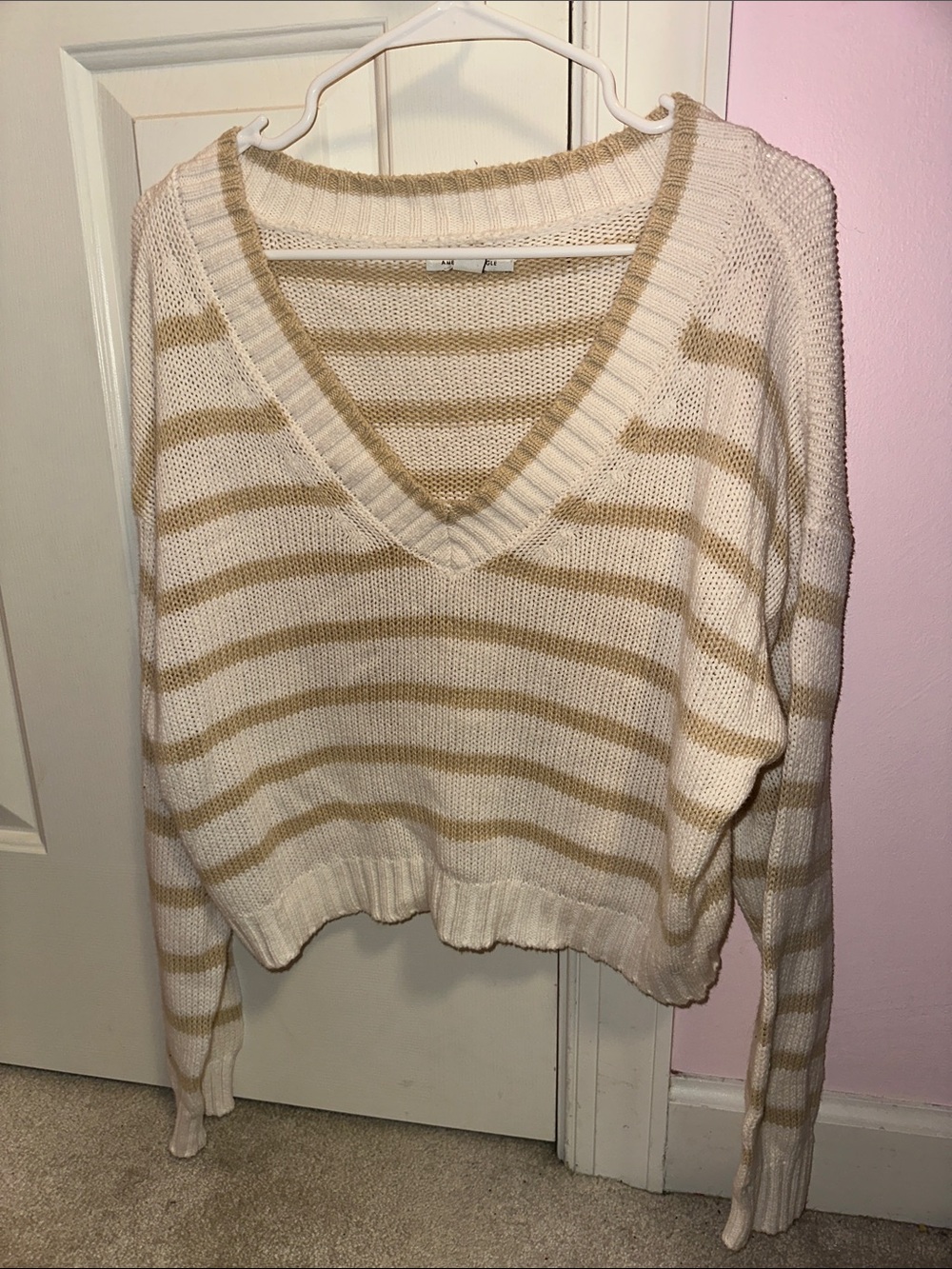 American Eagle striped v-neck cropped sweater